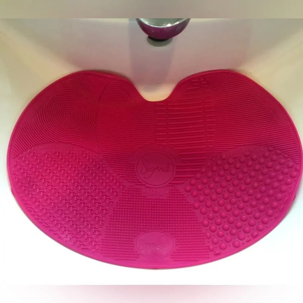 Sigma Spa Brush Cleaning Mat